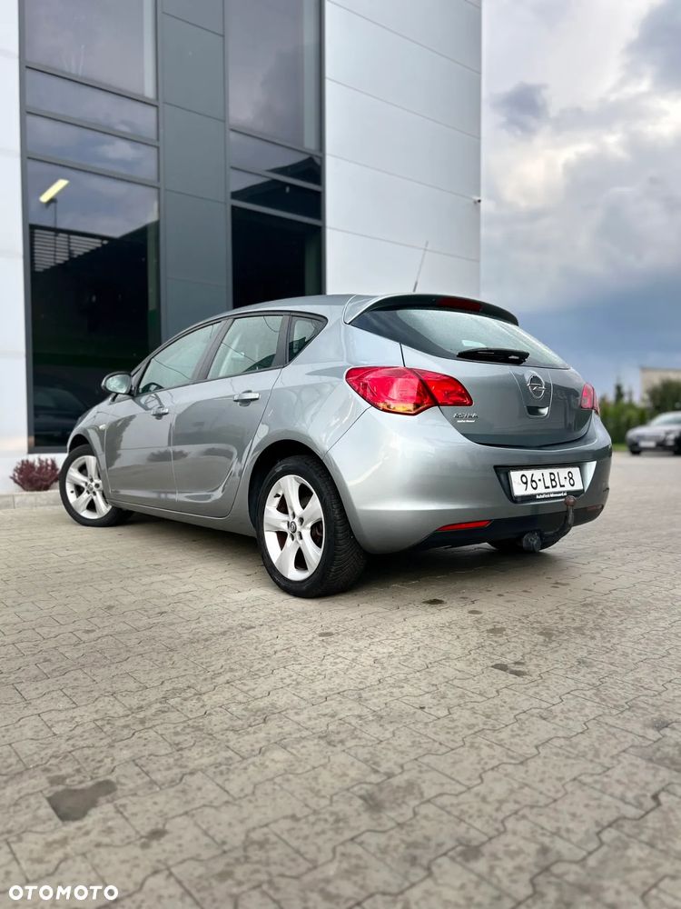 Opel Astra 1.6 Edition - 4