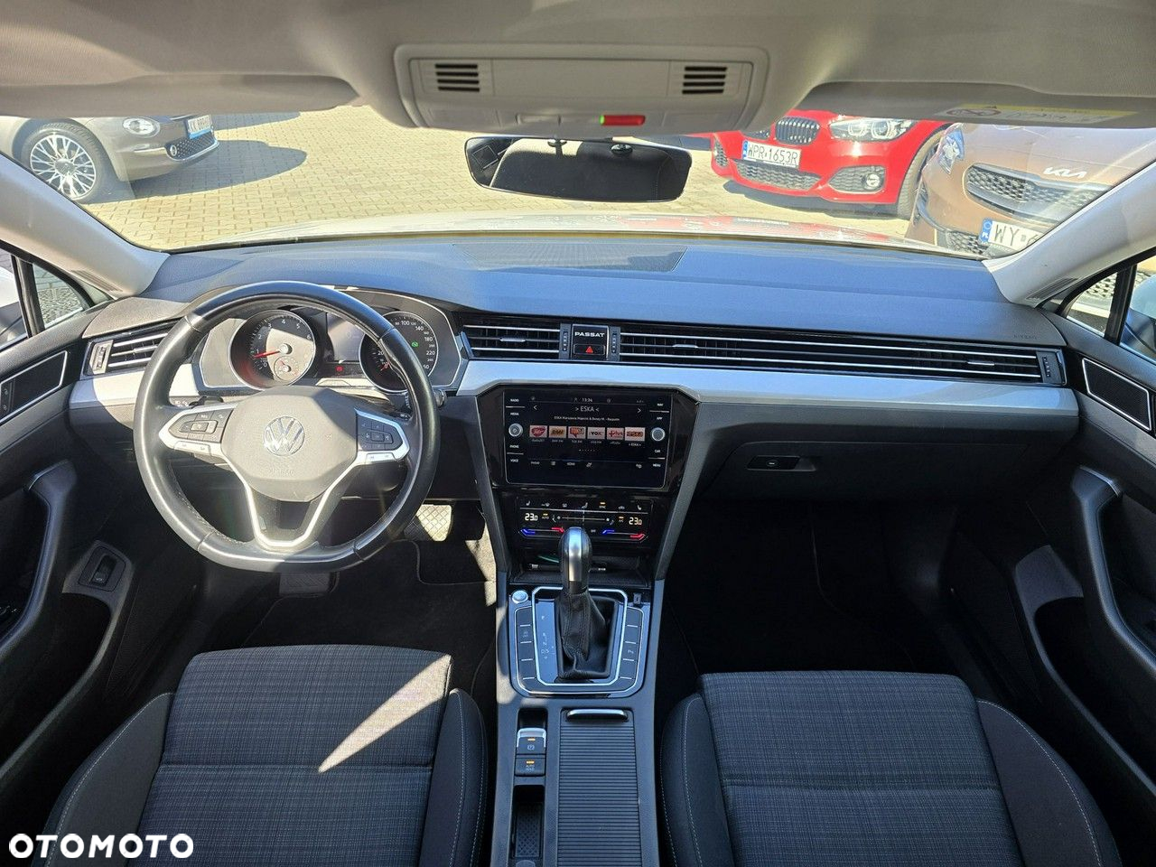 Volkswagen Passat - 21