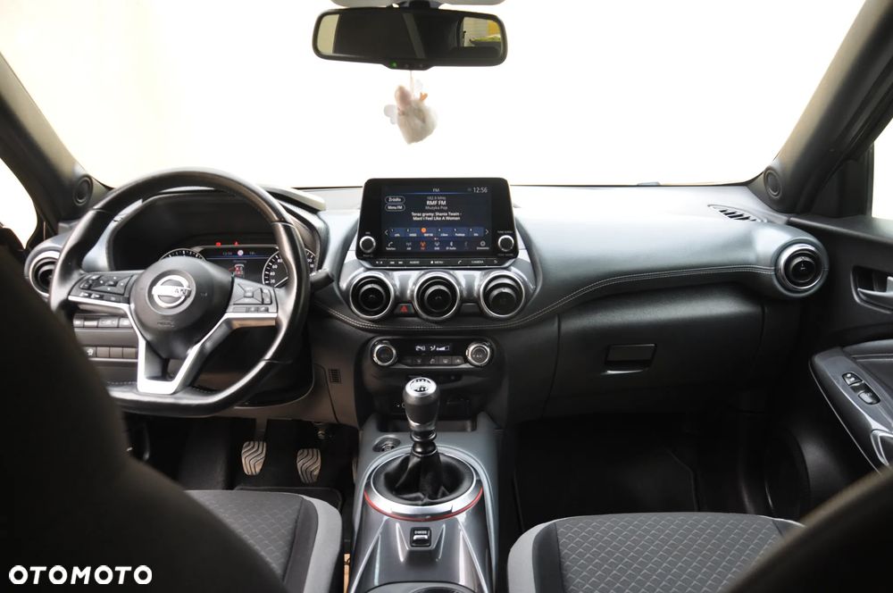 Nissan Juke 1.0 DIG-T N-Connecta - 19