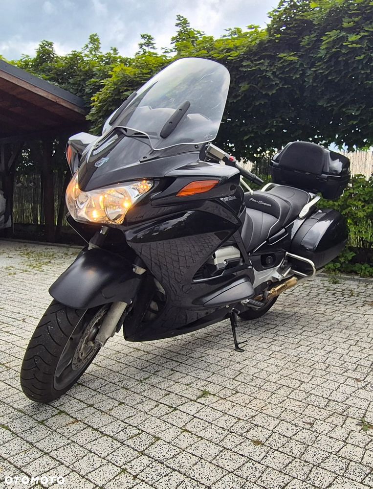 Honda ST - 12