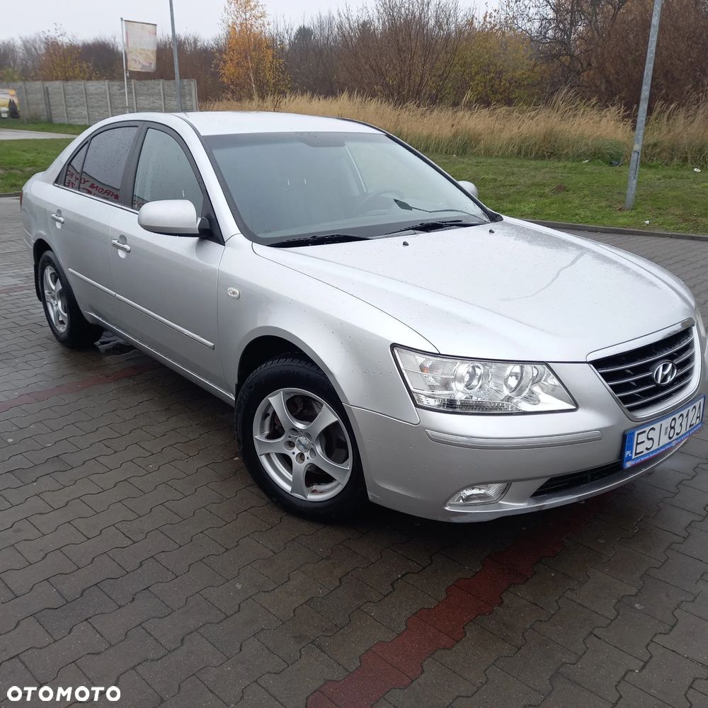 Hyundai Sonata 2.0 Comfort - 2
