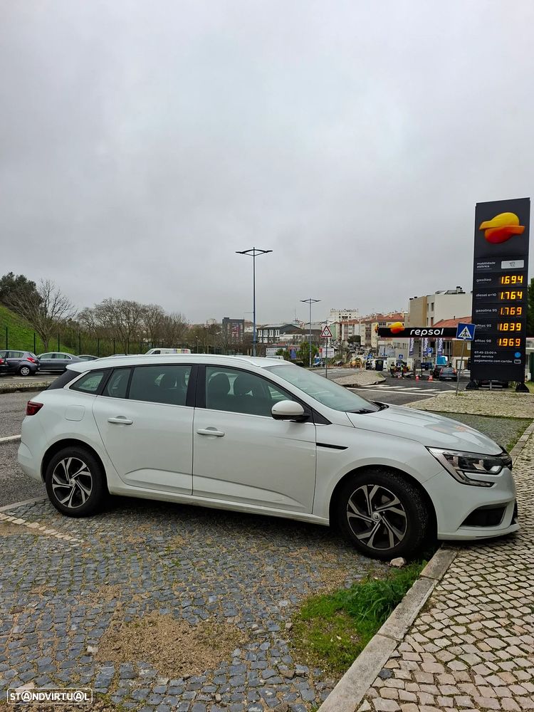 Renault Mégane Sport Tourer 1.5 Blue dCi Zen - 2