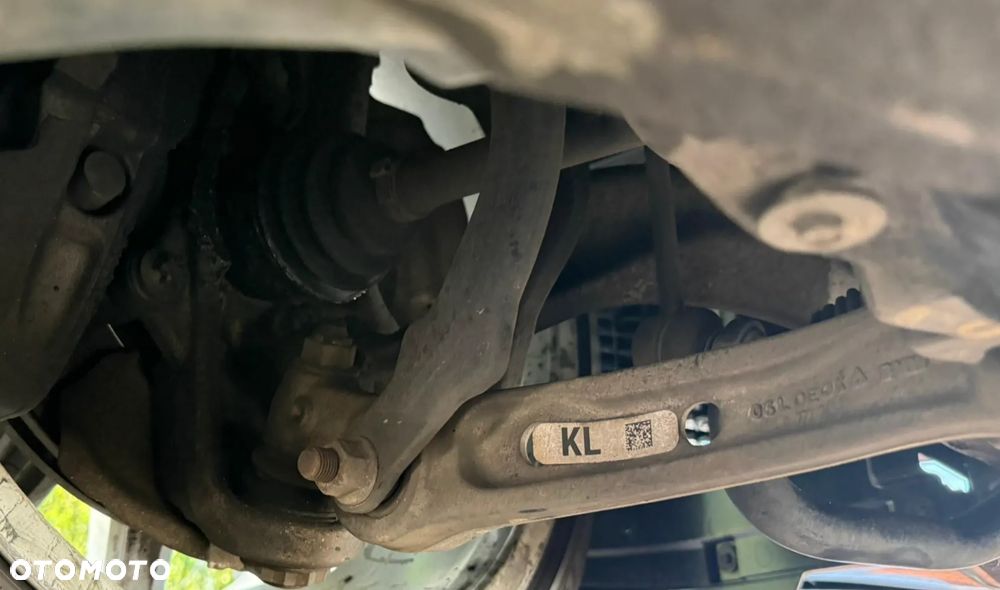 BMW Seria 5 - 25