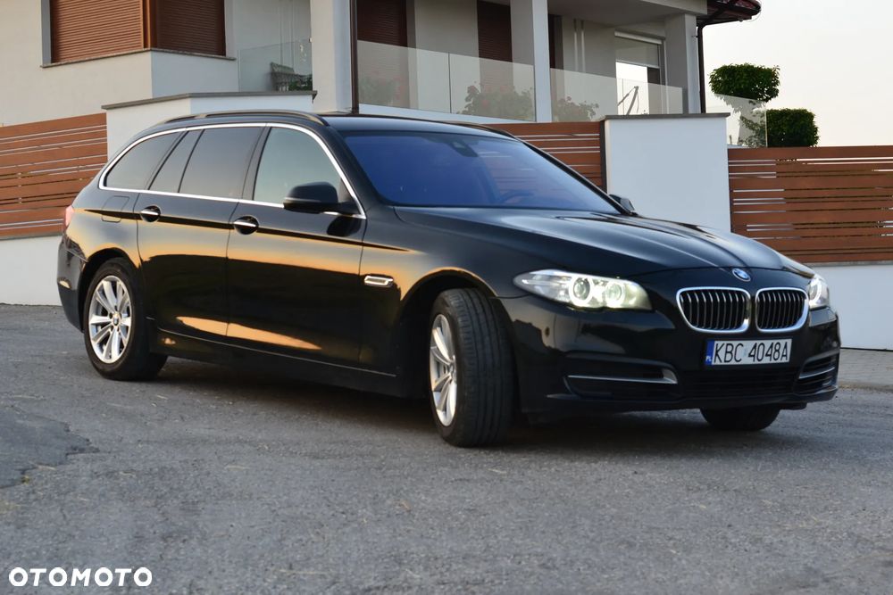 BMW Seria 5 520d xDrive Luxury Line - 1