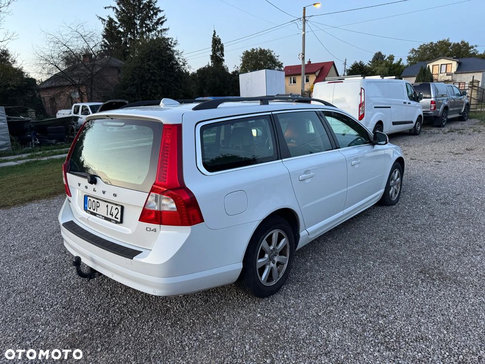 Volvo V70 D4 Momentum - 3
