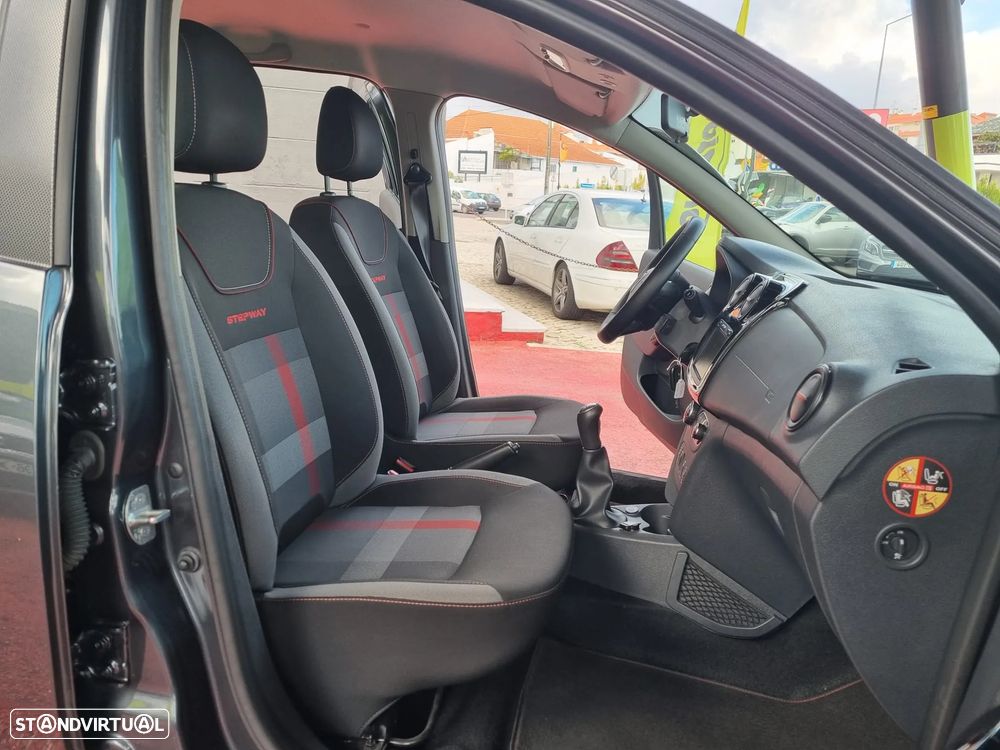 Dacia Sandero 0.9 TCe Stepway Bi-Fuel - 34