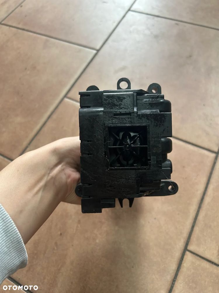 BMW F20 F22 F30 F31 F34 F36 WYBIERAK GAŁKA LEWAREK EUROPA 9260968 - 2