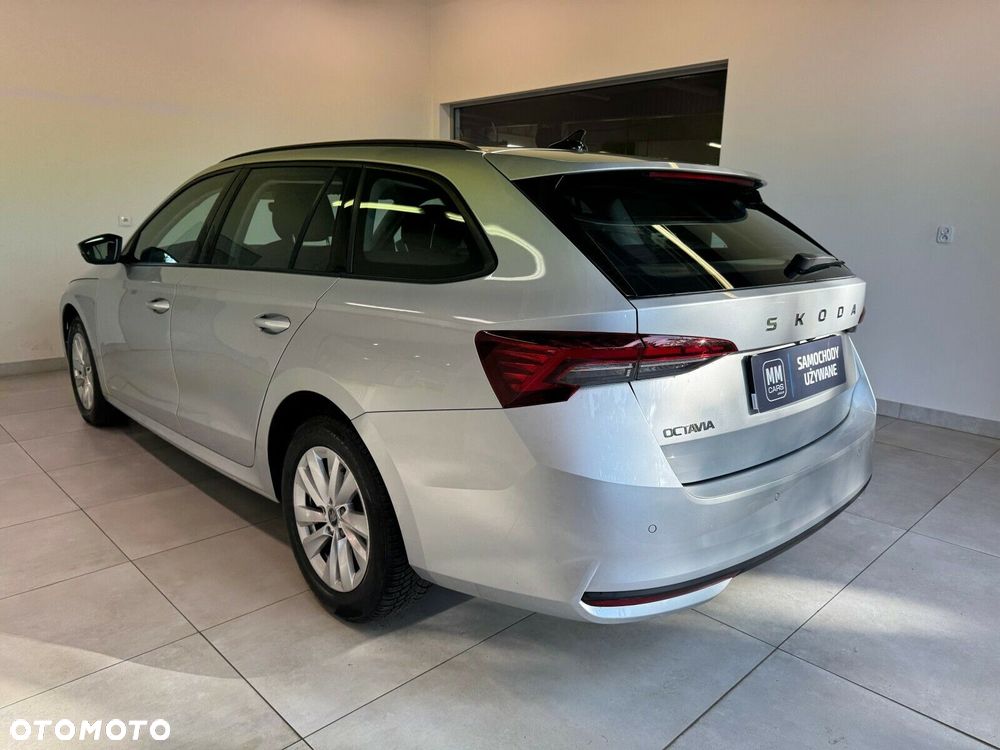 Skoda Octavia - 4