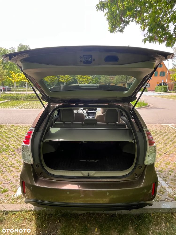 Toyota Prius+ (Hybrid) Comfort - 15