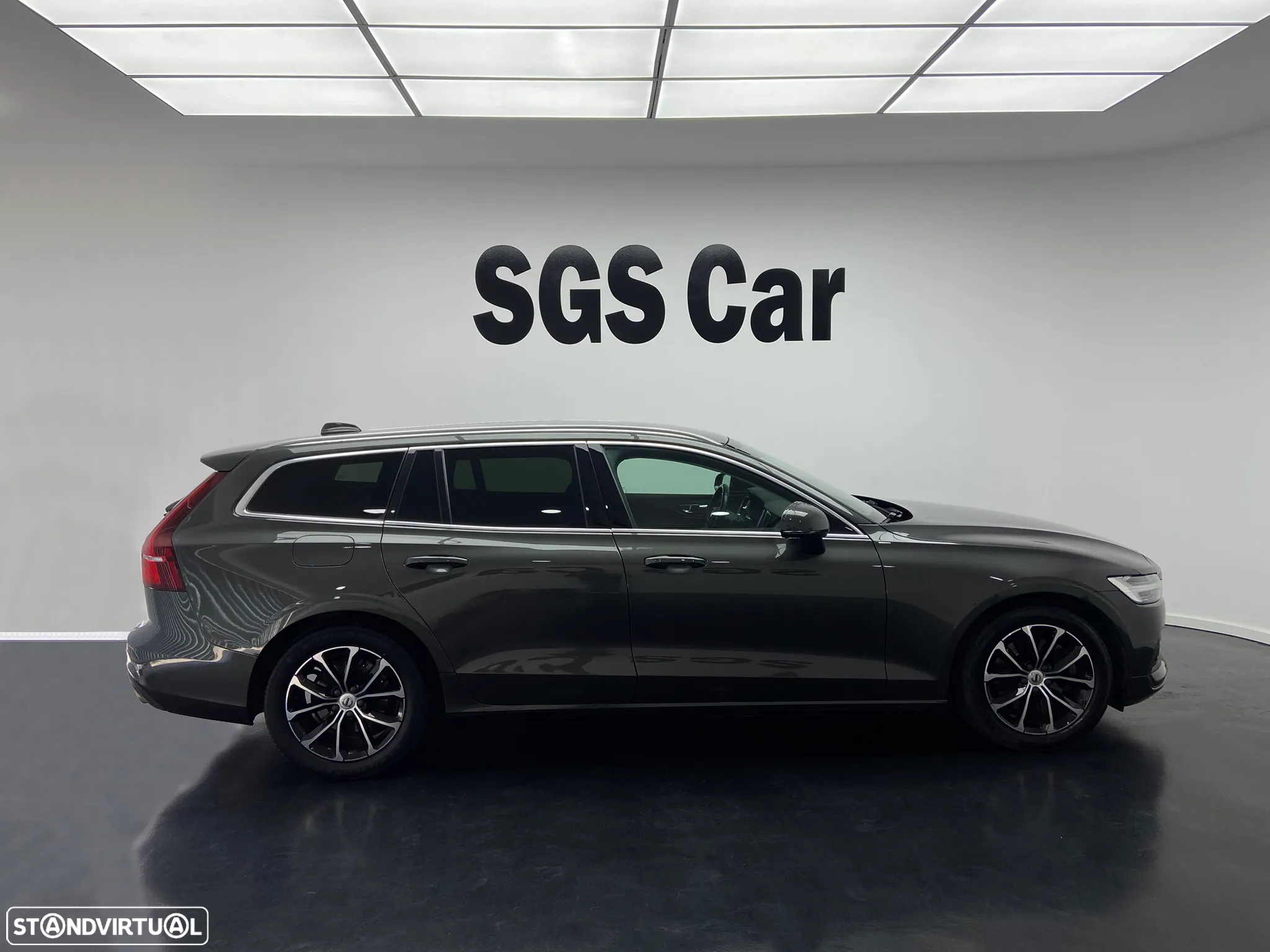 Volvo V60 2.0 B4 Momentum Plus Geartronic - 5