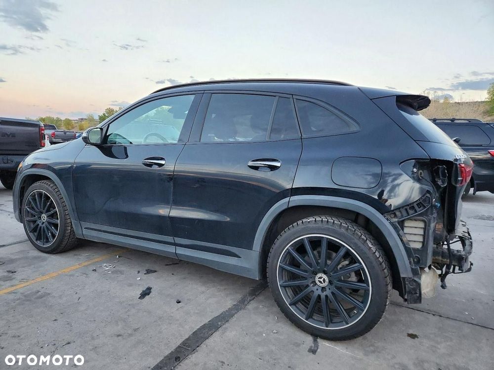 Mercedes-Benz GLA 2021