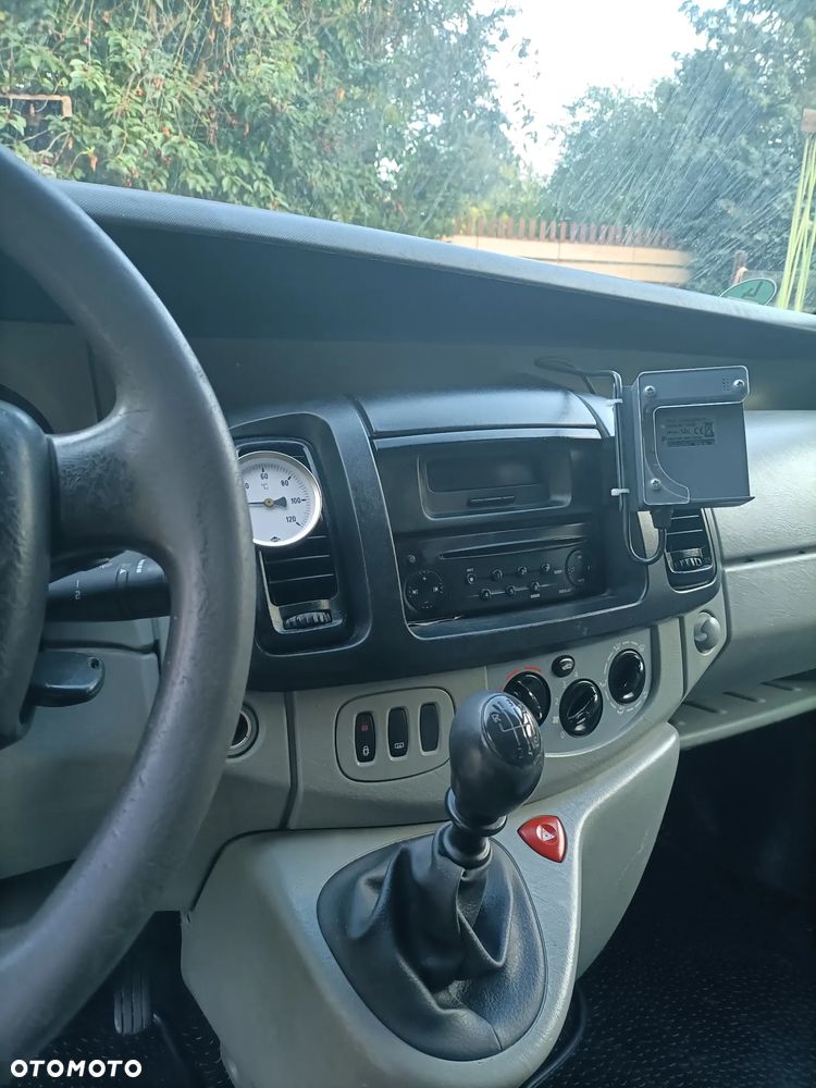 Renault Trafic - 11