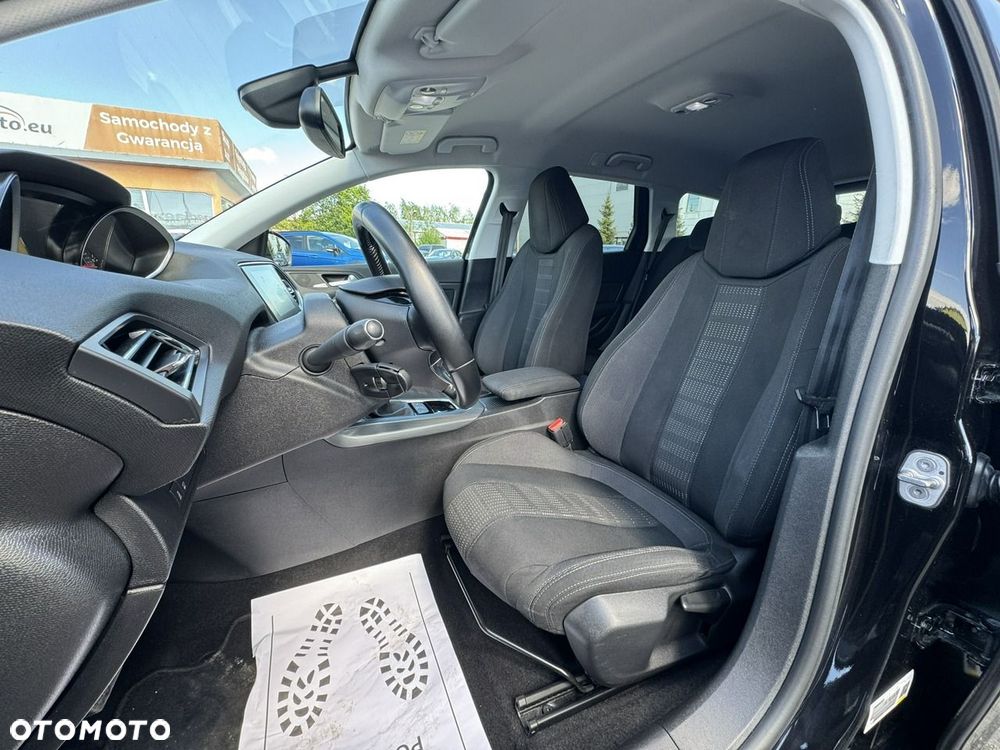 Peugeot 308 - 18