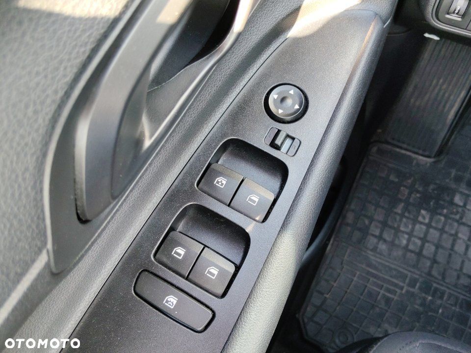 Hyundai i20 - 23