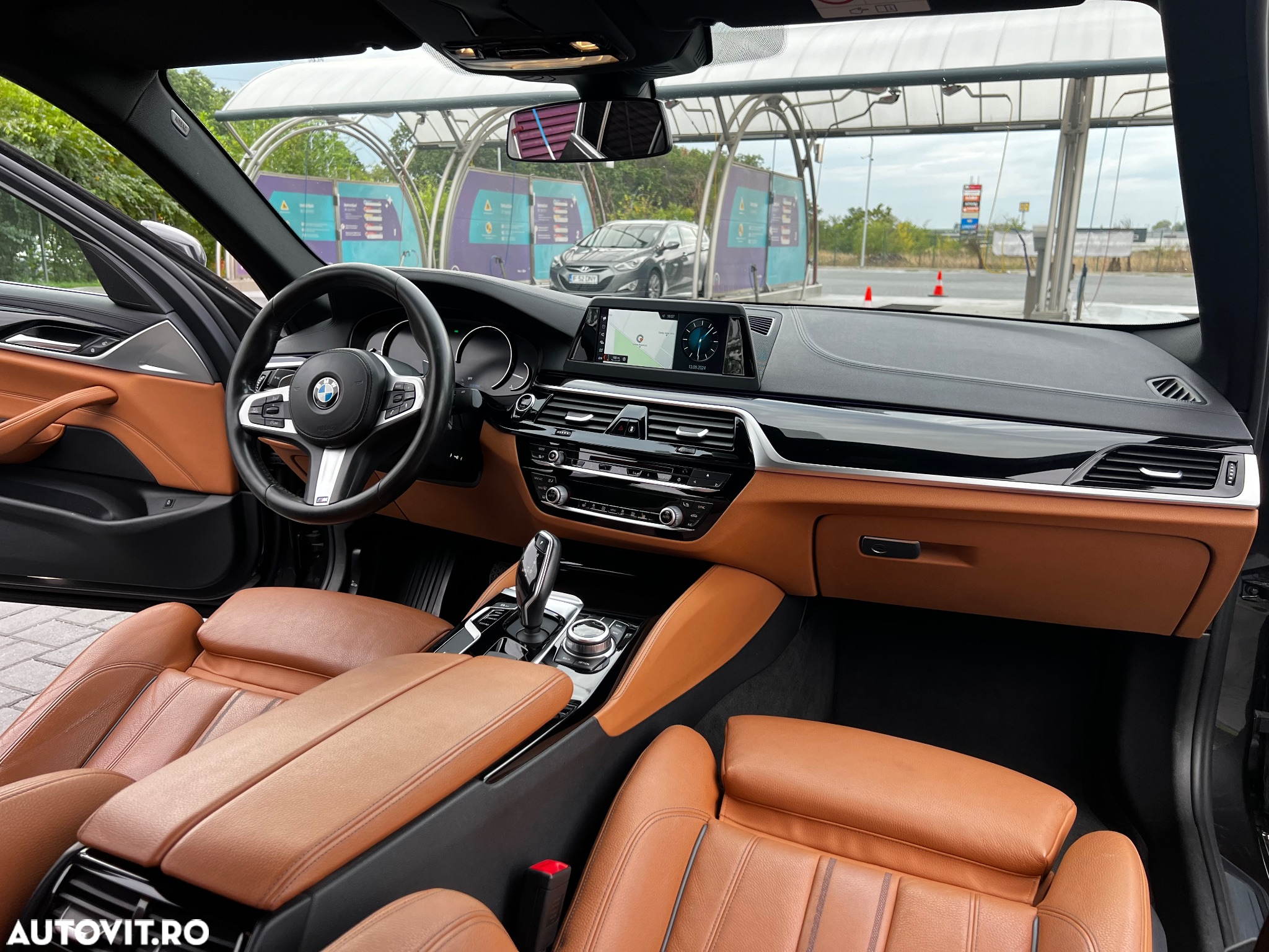 BMW Seria 5 520d AT - 17