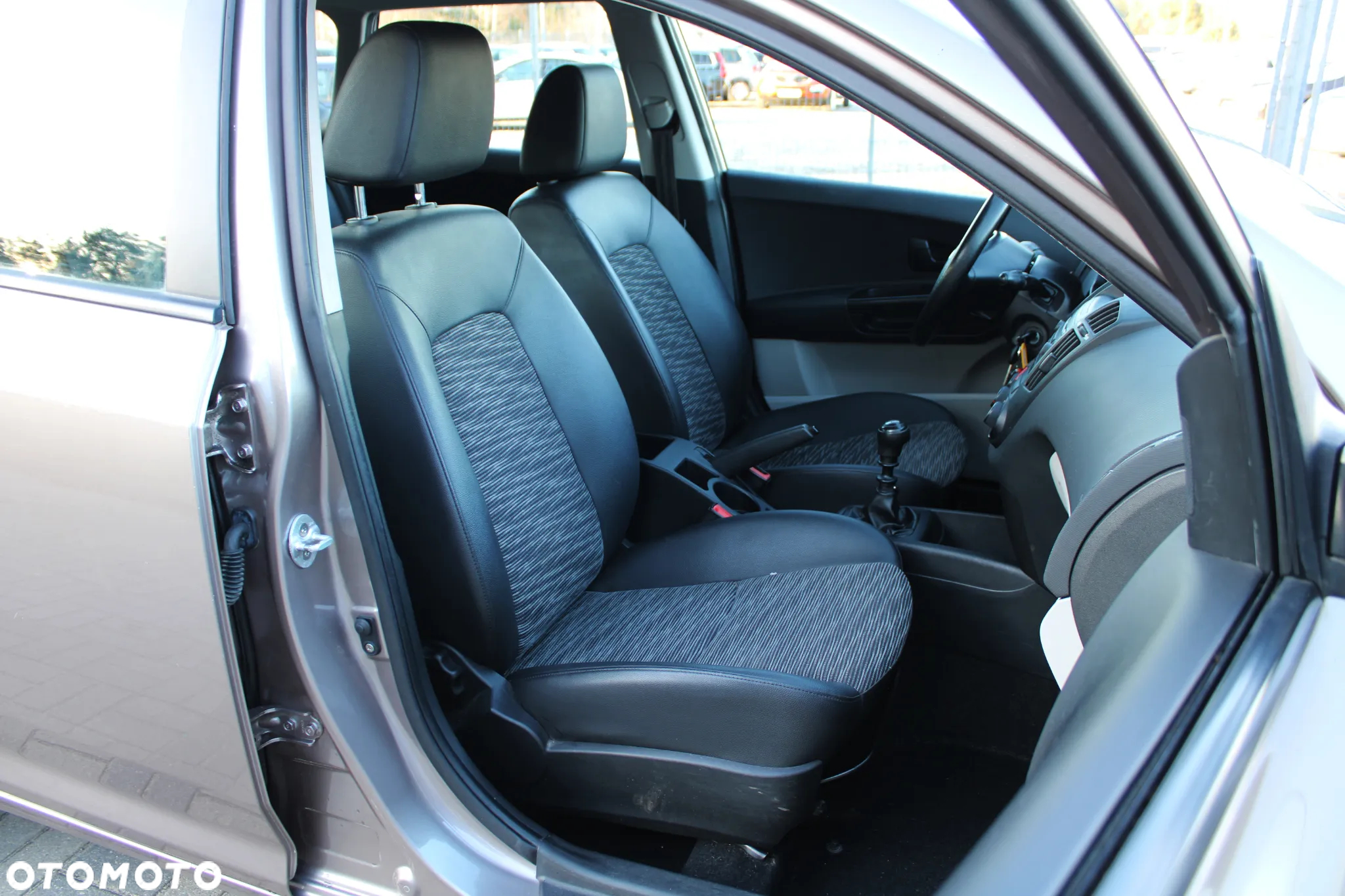 Kia Ceed - 28