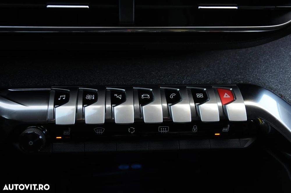 Peugeot 5008 BlueHDI 130 EAT8 Allure - 29