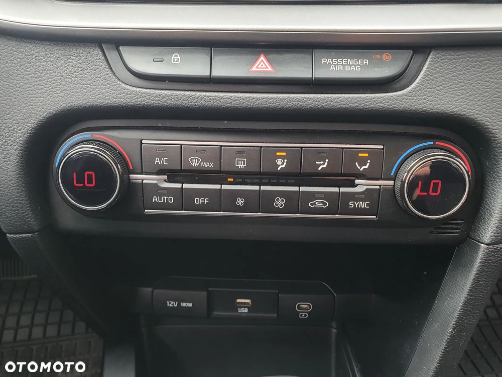 Kia XCeed 1.5 T-GDI M DCT - 38