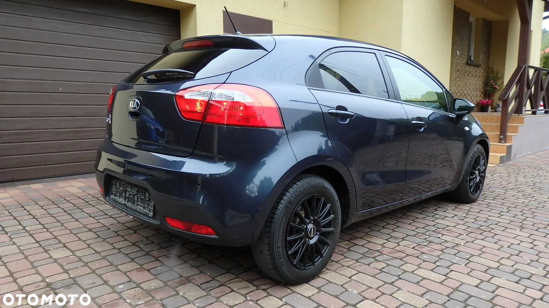 Kia Rio - 24