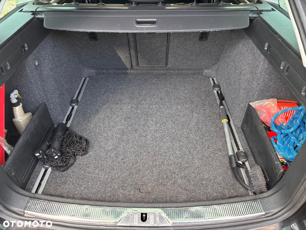 Skoda Superb 2.0 TDI Ambition - 24