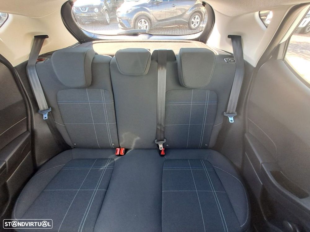 Ford Fiesta 1.1 Ti-VCT Business - 11