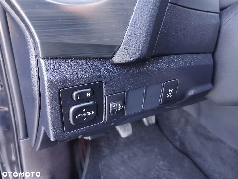 Toyota Auris 1.6 Valvematic Edition - 30