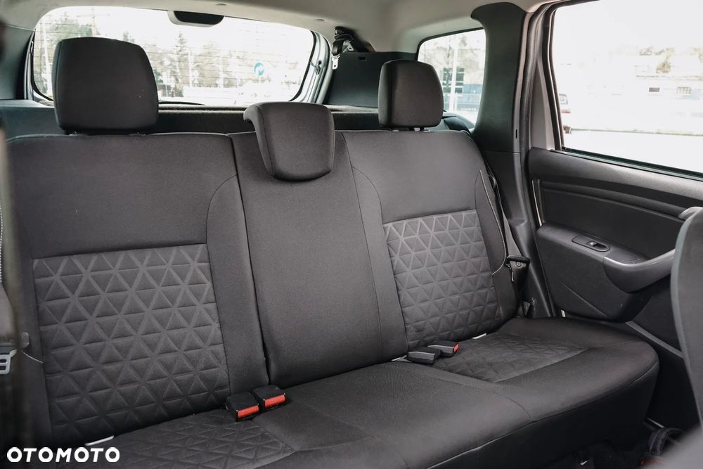 Dacia Duster 1.2 TCe Prestige S&S EU6 - 24