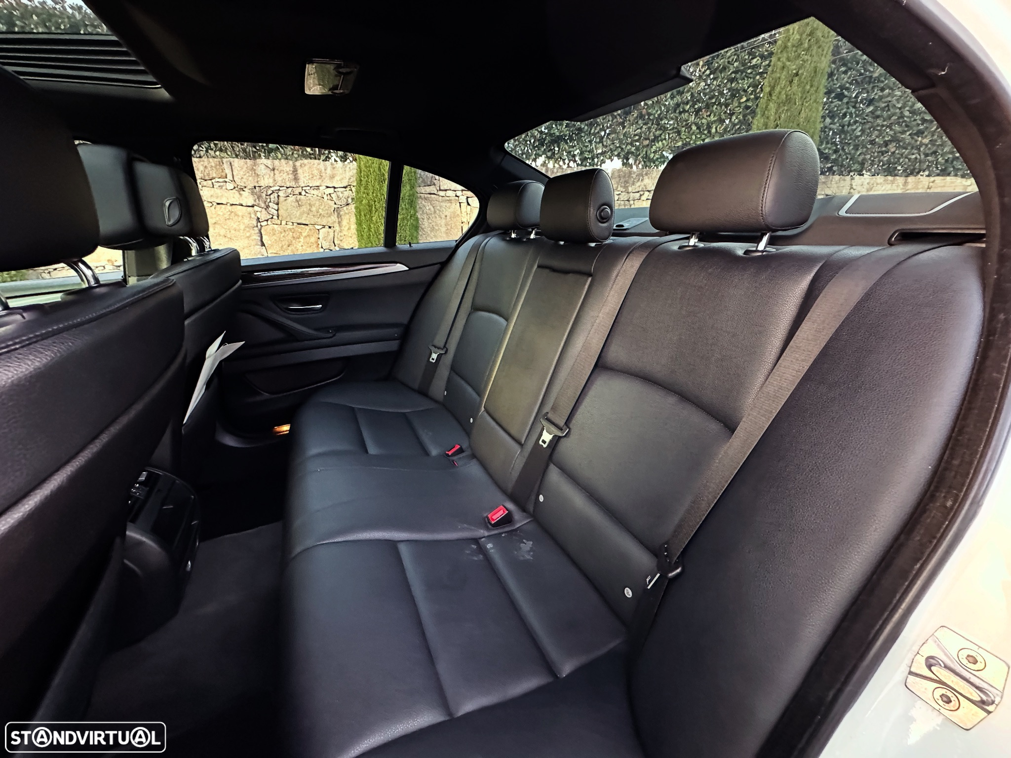 BMW 528 i Pack M Auto - 10
