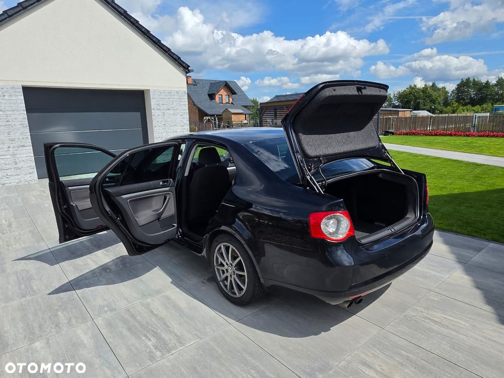 Volkswagen Jetta 2.0 TDI DPF Comfortline - 15