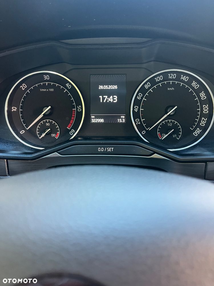 Skoda Superb 2.0 TDI 4x4 Style DSG - 21