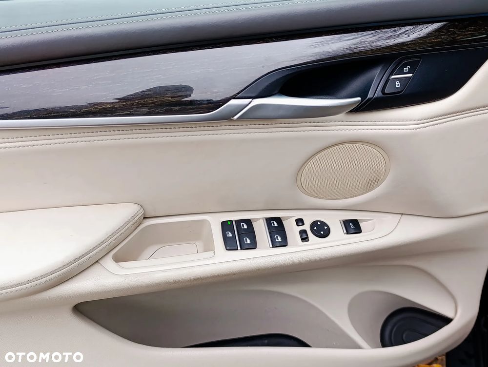 BMW X5 xDrive40d - 19