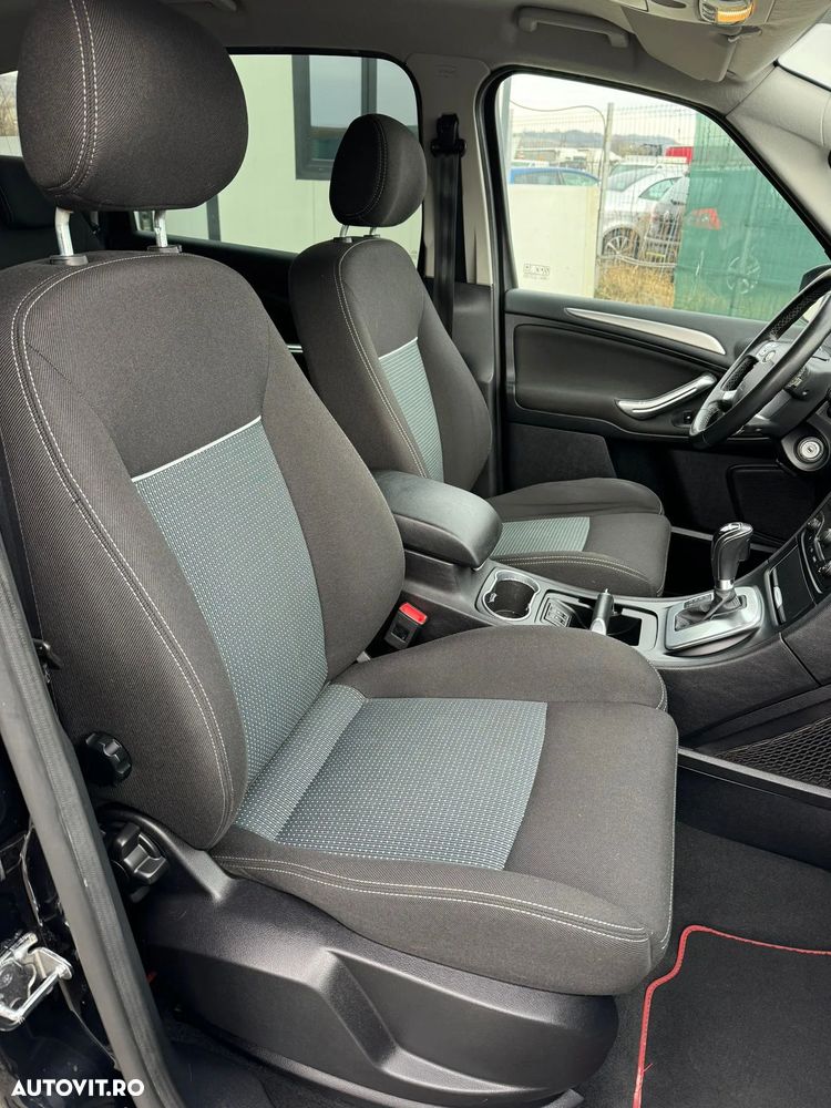 Ford S-Max 2.0 TDCi Powershift Titanium - 6