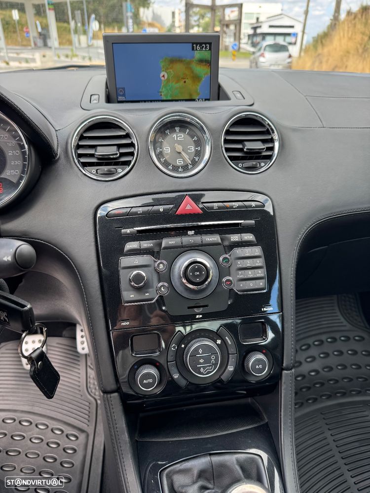 Peugeot RCZ 1.6 200 THP - 11