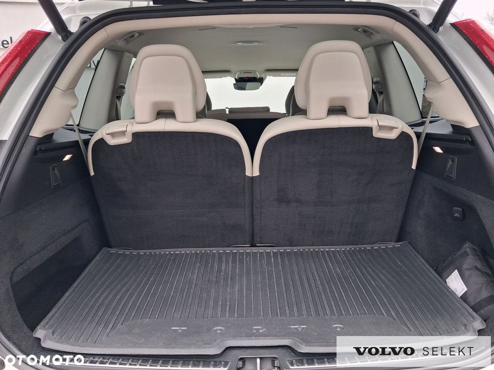 Volvo XC 90 - 37