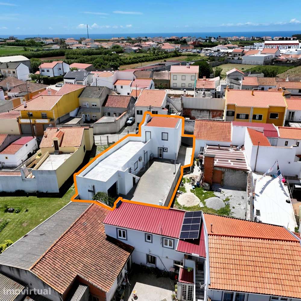 MORADIA T3 Remodelada, Mobilada c/ Suite Master, Terraço, Garagem, ... - Grande imagem: 2/41