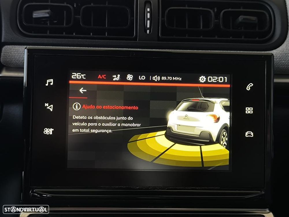 Citroën C3 1.2 PureTech Shine - 22