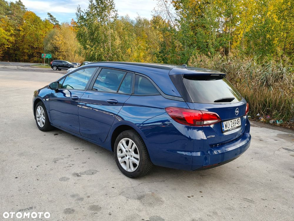 Opel Astra - 4
