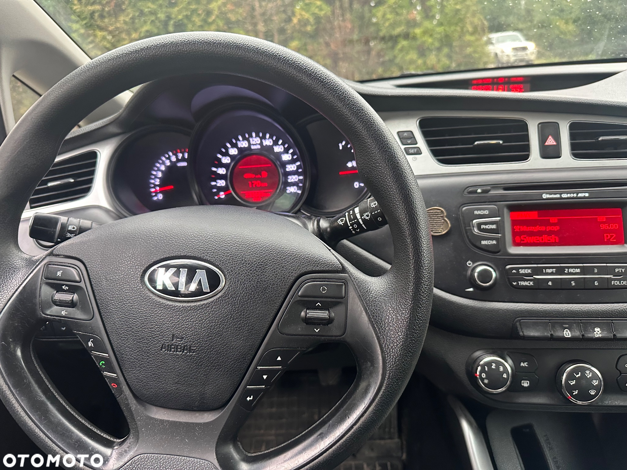 Kia Ceed - 7