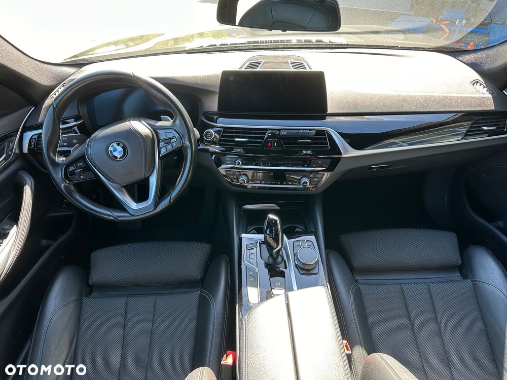 BMW Seria 5 520d Sport Line sport - 20