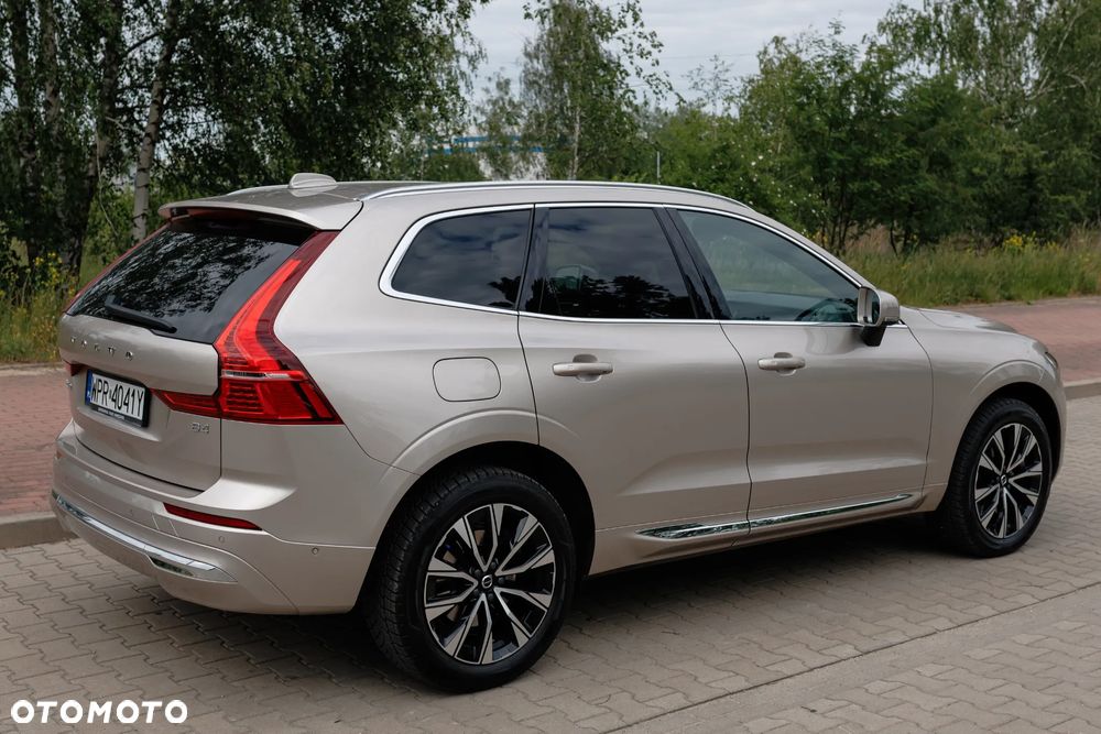 Volvo XC 60 B4 B Plus Bright - 4