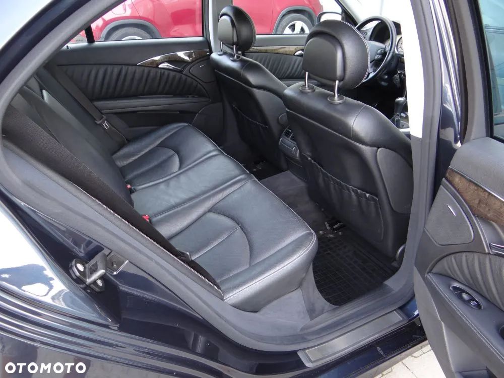 Mercedes-Benz Klasa E 200 Kompressor Avantgarde - 34