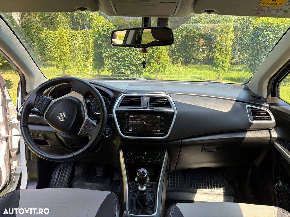 Suzuki S-Cross - 13