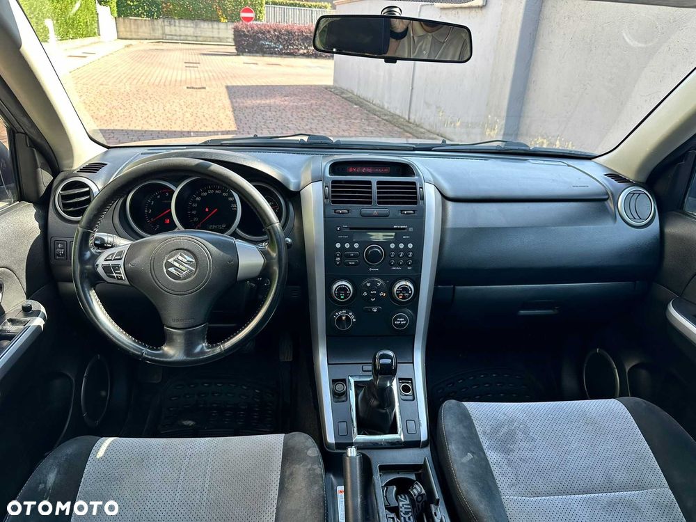 Suzuki Vitara - 7