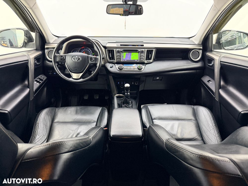 Toyota RAV4 2.0 D-4D 2WD Comfort - 6