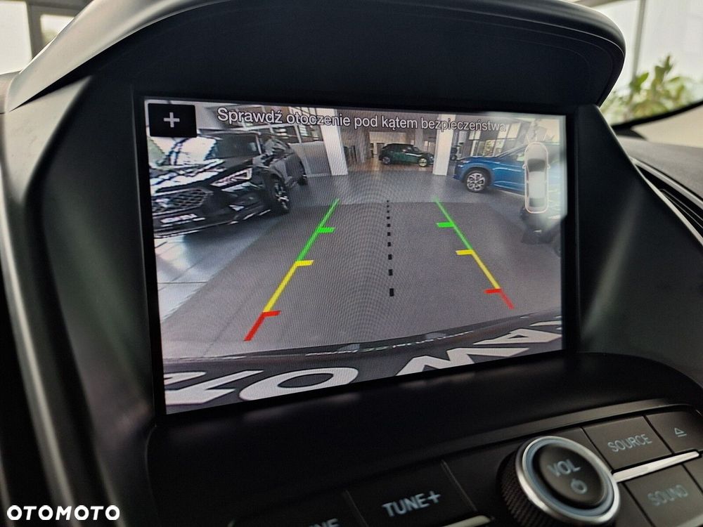 Ford Kuga - 28