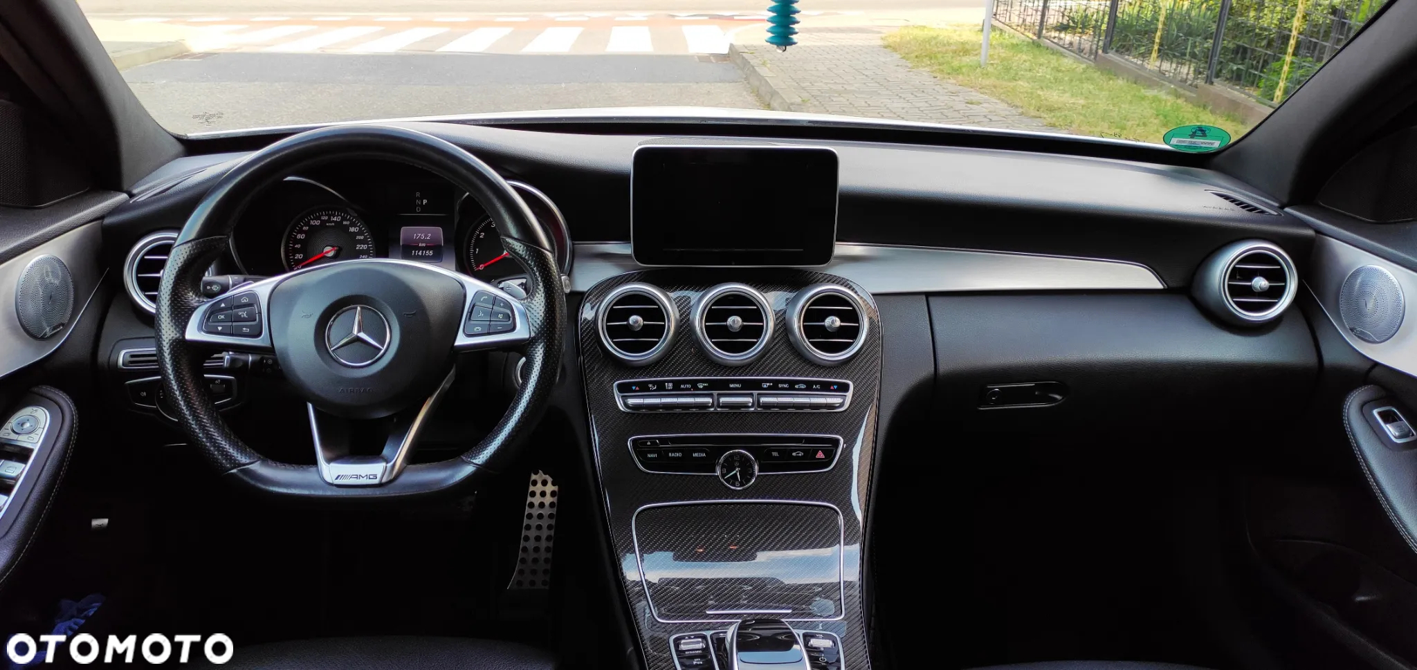 Mercedes-Benz Klasa C 300 9G-TRONIC AMG Line - 19