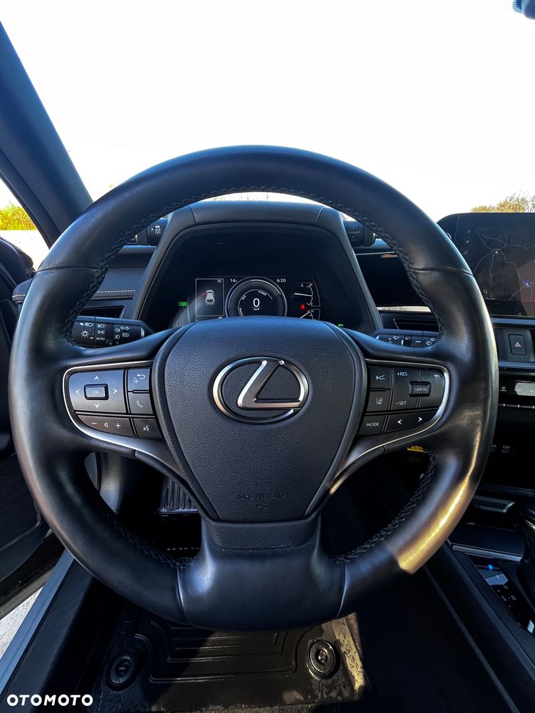 Lexus UX 200 GPF F Sport 2WD - 25