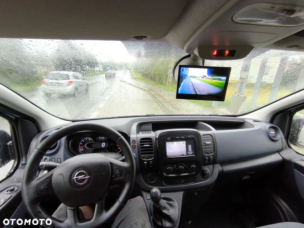 Opel VIVARO - 11