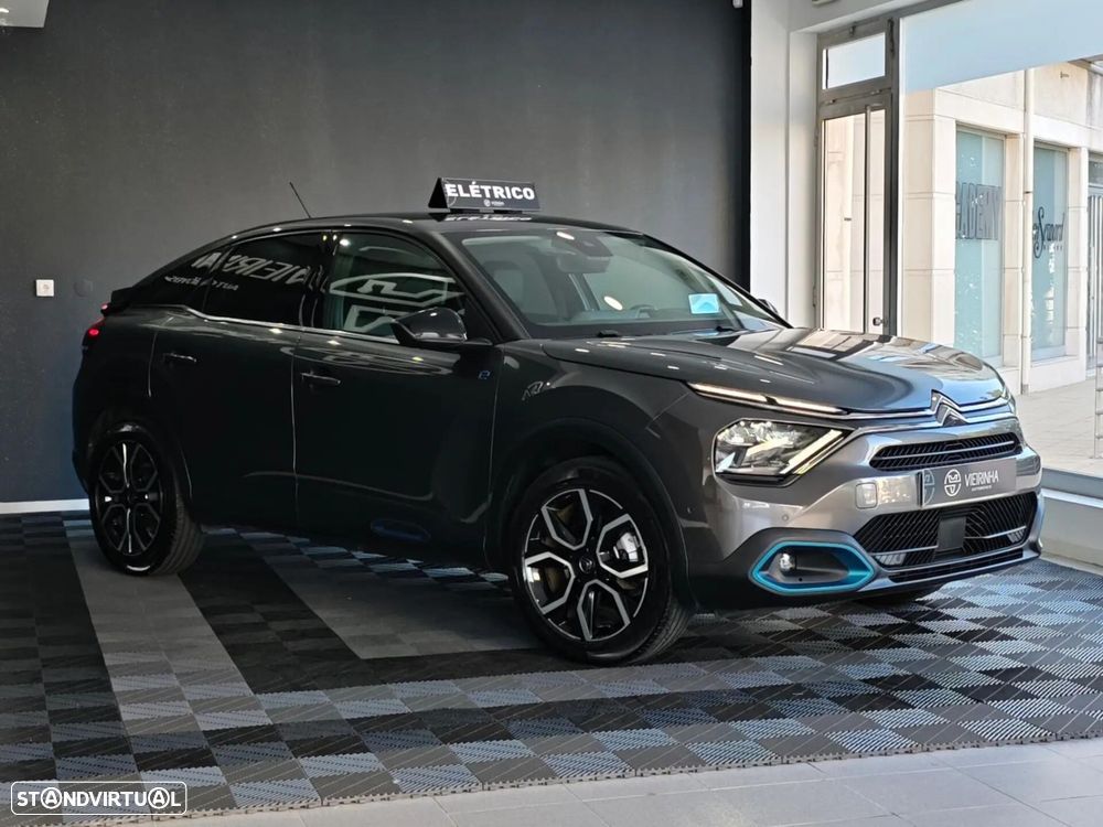 Citroën e-C4 50 kWh Shine - 18