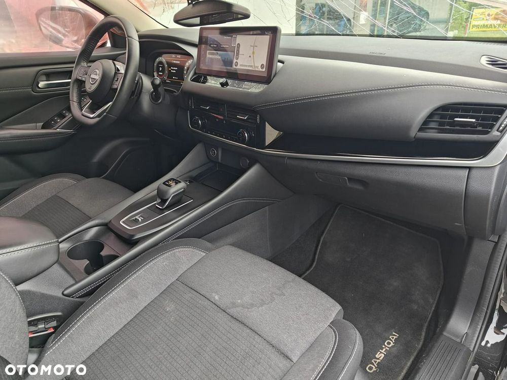 Nissan Qashqai - 16